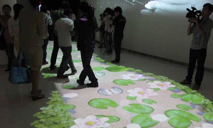 地面互動投影